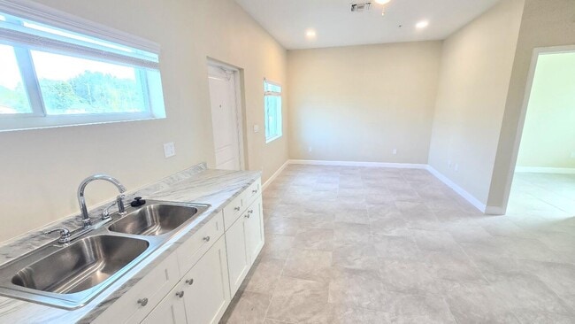 Photo - 4957 Serafica Dr