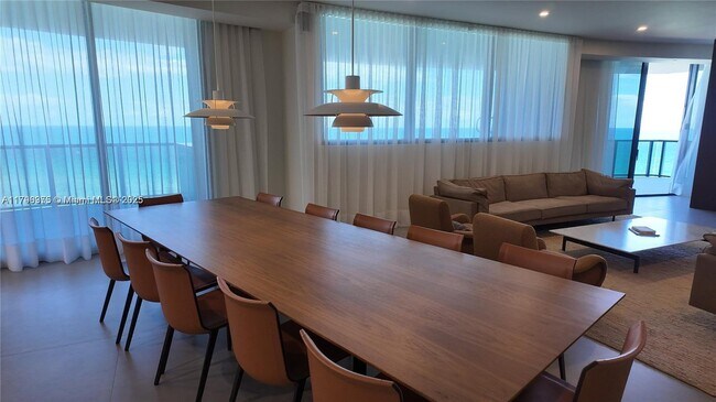 Photo - 18555 Collins Ave Unit 905