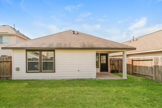 Photo - 5566 Latta Plantation Dr