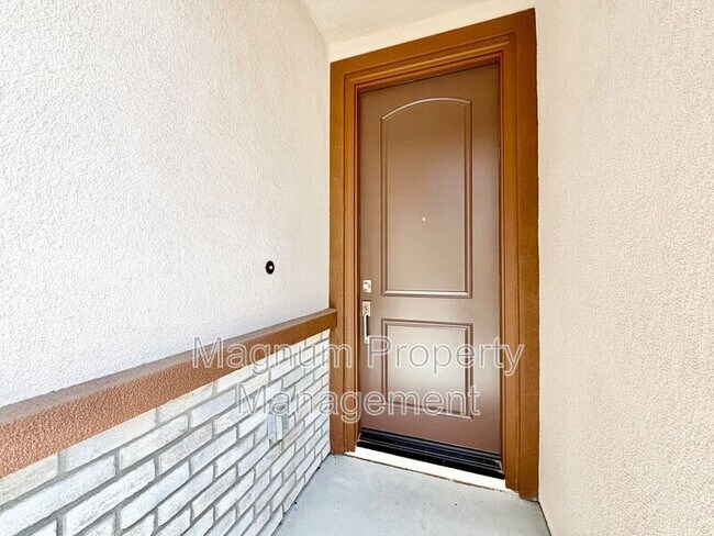 31404 Lolite Dr