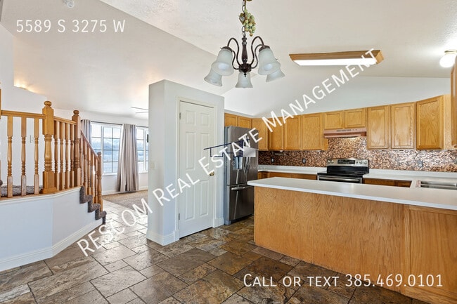 Photo - 5589 S 3275 W