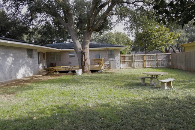 Photo - 2324 N 50th St