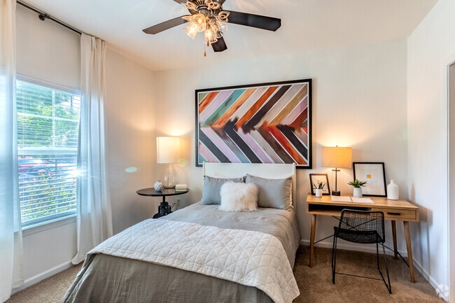 2BR, 2BA - 1157 SF