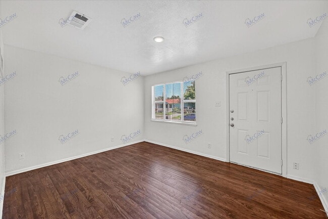Photo - 2848 Beasley Dr