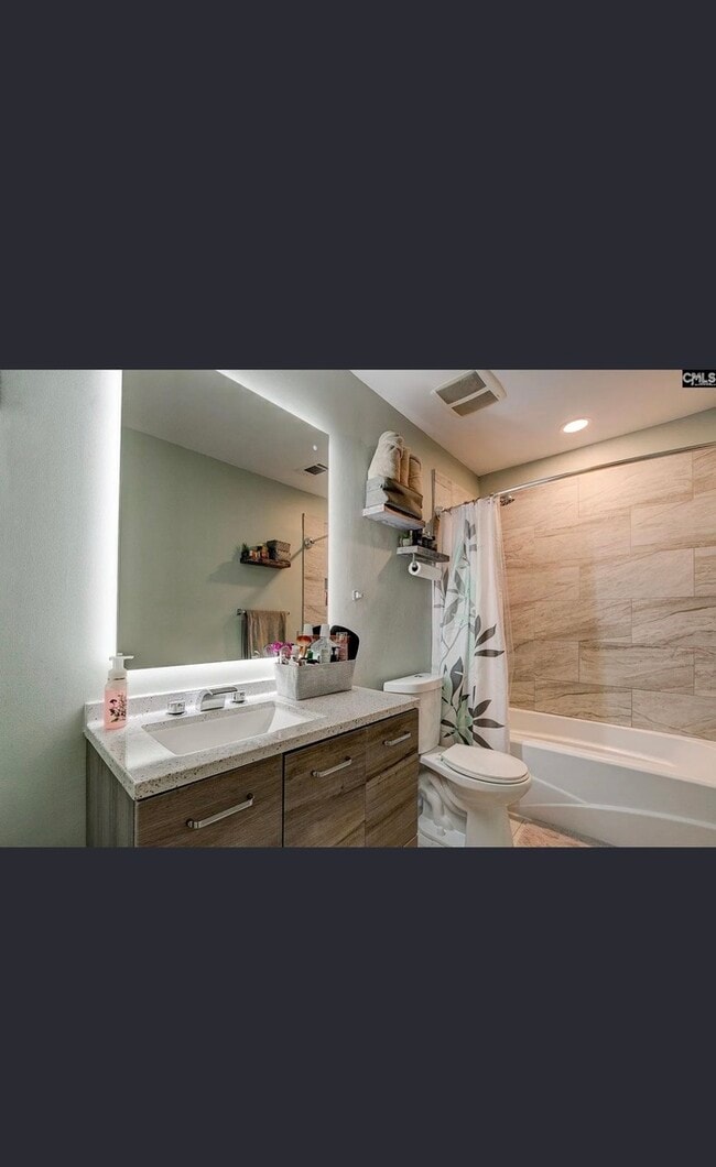 Photo - 177 Lionsgate Dr