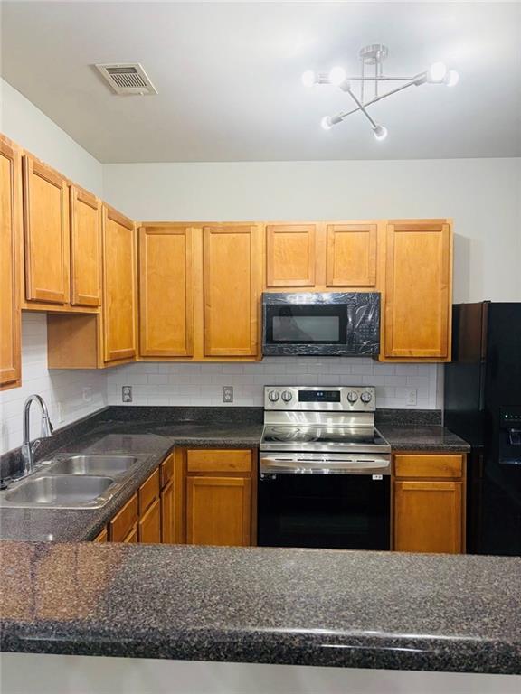 Photo - 585 McWilliams Rd SE