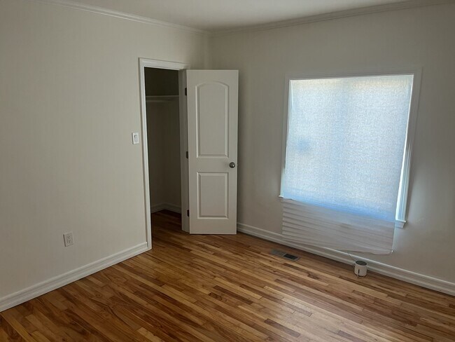 Photo - 4201 Porter St