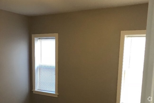 Building Photo - 7531 S Phillips Ave Unit 3 Rental
