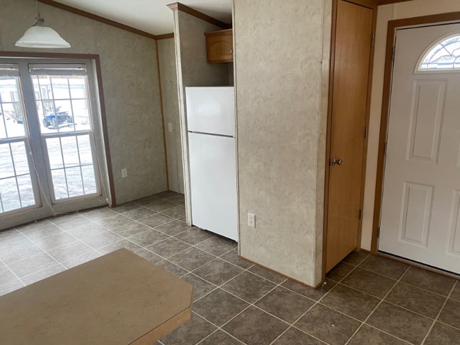 7 Boulder Dr