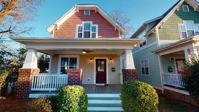Spacious 4 BR/3.5 BA Craftsman in Wesley H... - Spacious 4 BR/3.5 BA Craftsman in Wesley H... House