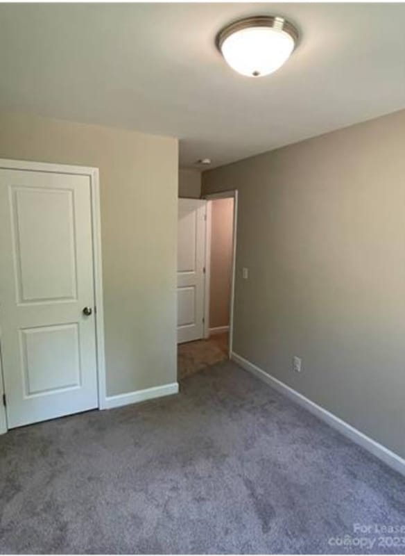 Photo - 562 Kirk St Unidad 562 Kirk Street