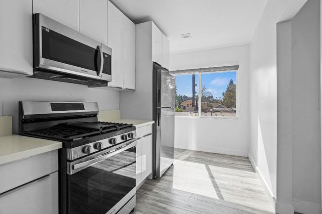 Photo - 1486 Silver Lake Blvd Unidad 1490