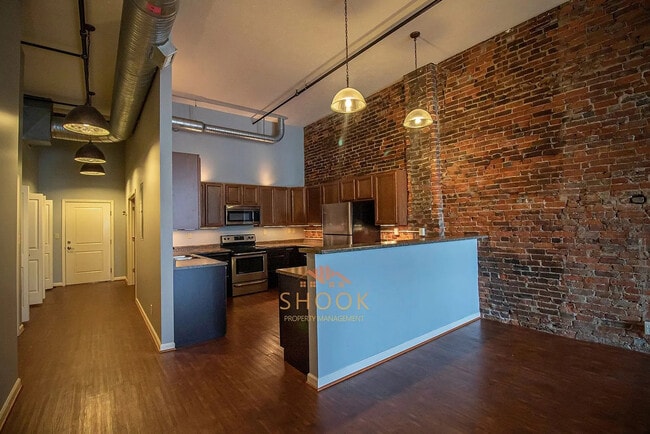 Photo - 102 N 3rd Street