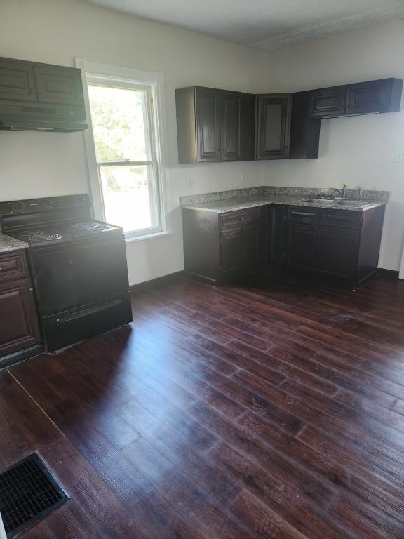 Photo - 1819 Whitford Ave