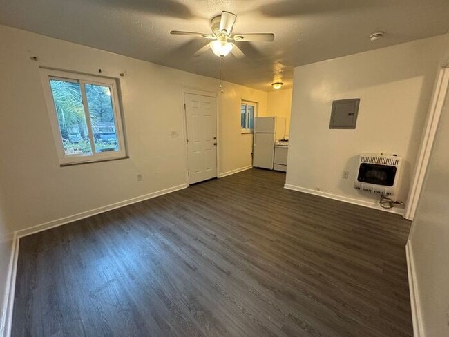 Photo - Pensacola - Warrington - 1 Bedroom, 1 Bathroom