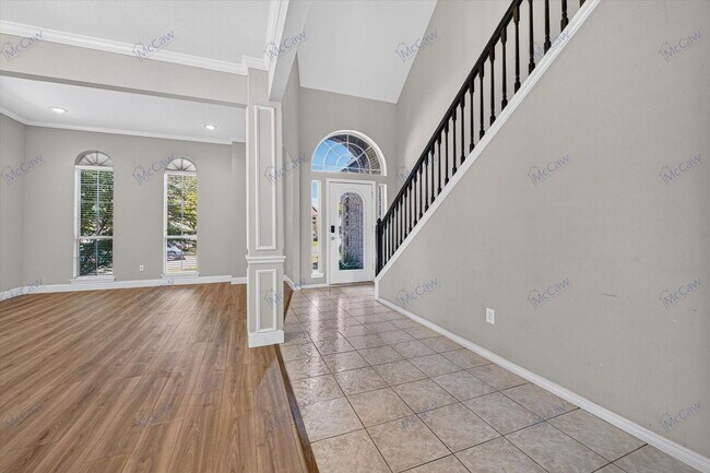 Photo - 305 Brazil Dr