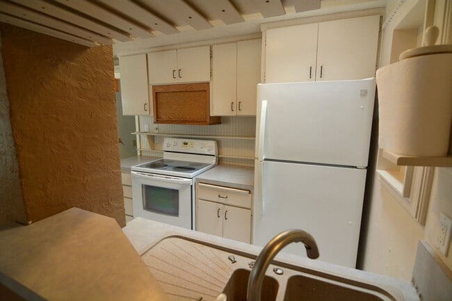 Photo - Shoreline 3 bedroom/1 bath