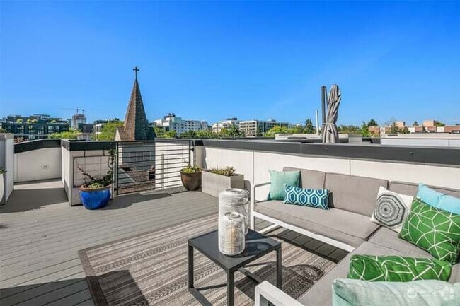 Building Photo - Live In Style on Capital Hill Rental