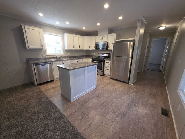 Photo - 3653 Pinoak St