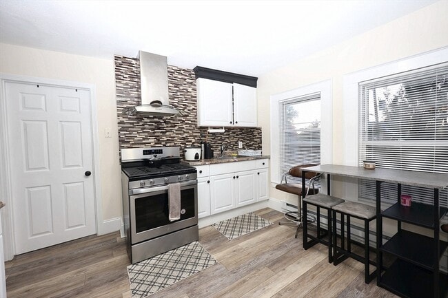 Photo - 173 Porter St Unit 4
