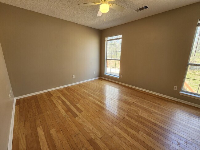 Photo - 902 Pheasant Cove