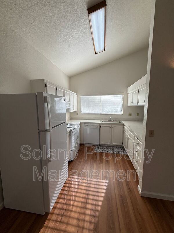 Photo - 500 Bella Vista Dr