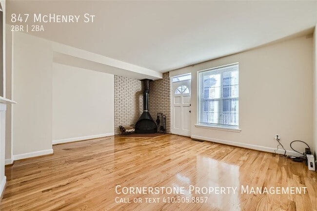 Photo - 847 McHenry St
