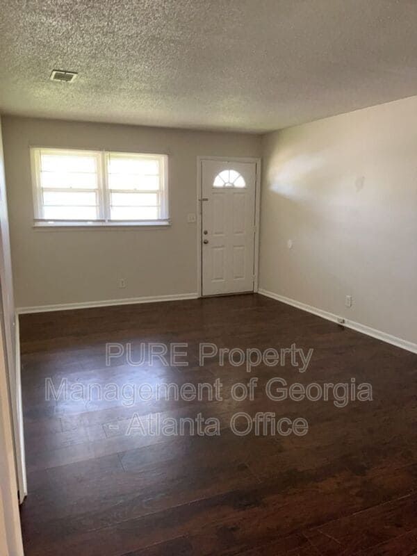 Photo - 314 Sterling St