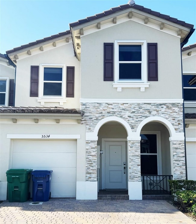 Building Photo - 5534 NW 27th Pl Rental