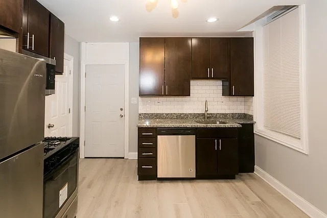 Photo - 834 N Mozart St Unit 2R