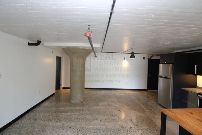 Photo - 710 Main St Unit 3 E