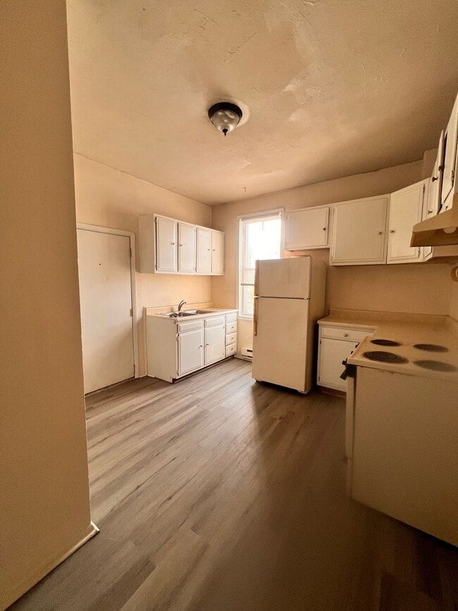 Photo - 808 W King St Unidad 1