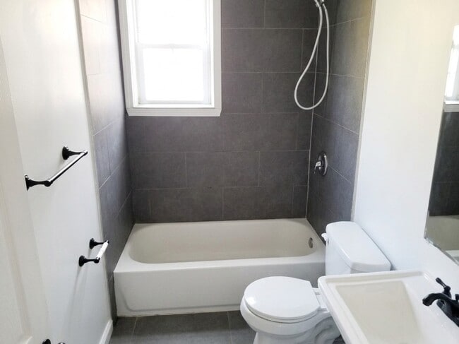 Updated Bath - 17 Old Allamuchy Rd Unit 1