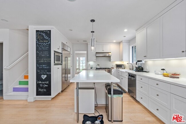 Photo - 1862 Kimberly Ln