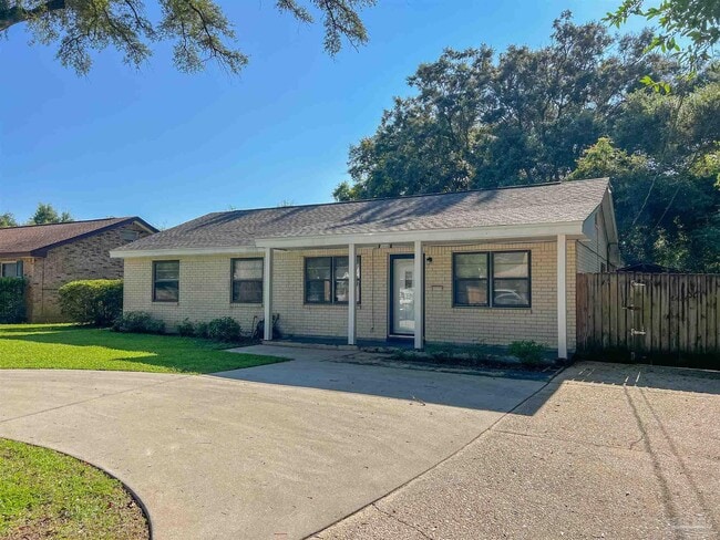 Building Photo - 5891 Avondale Rd Rental