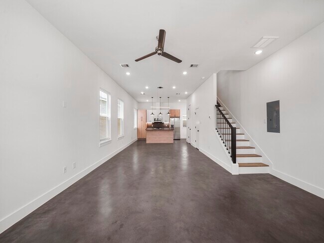 7031 Avenue N Unidad 1