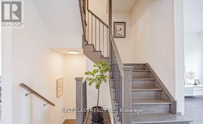 Photo - 30 George Patton Ave