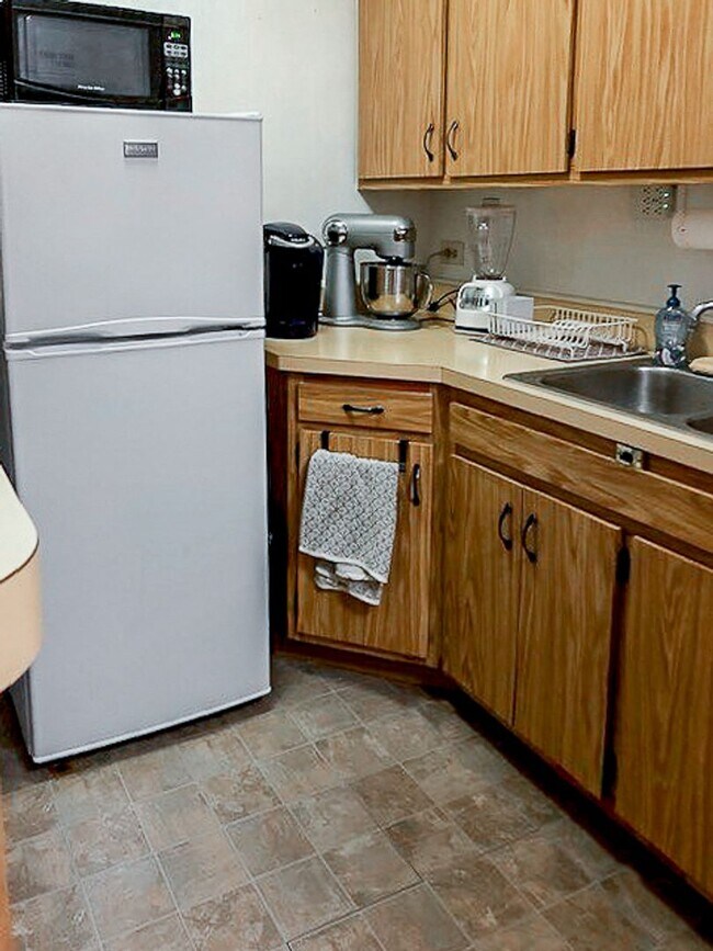 Photo - 623 W Melrose St Unit N2