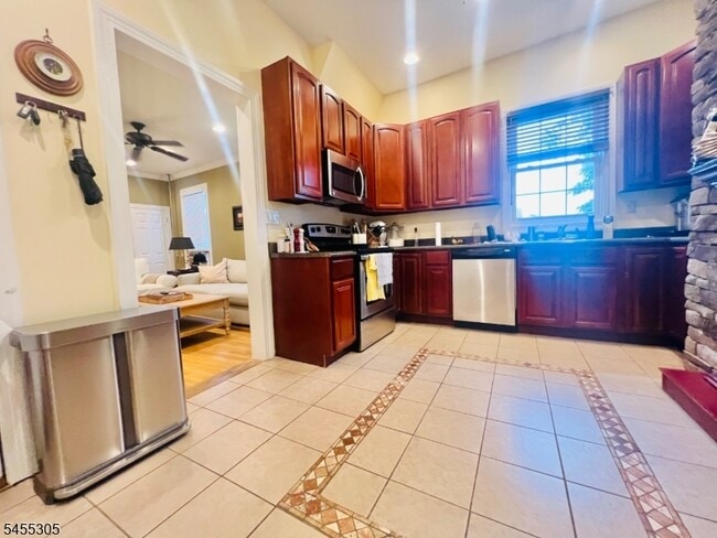 Photo - 47 Ridgedale Ave Unidad 3