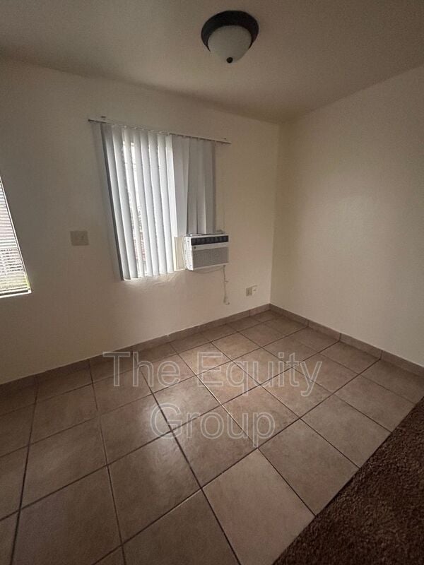 Photo - 331 E Elm St Unit 6