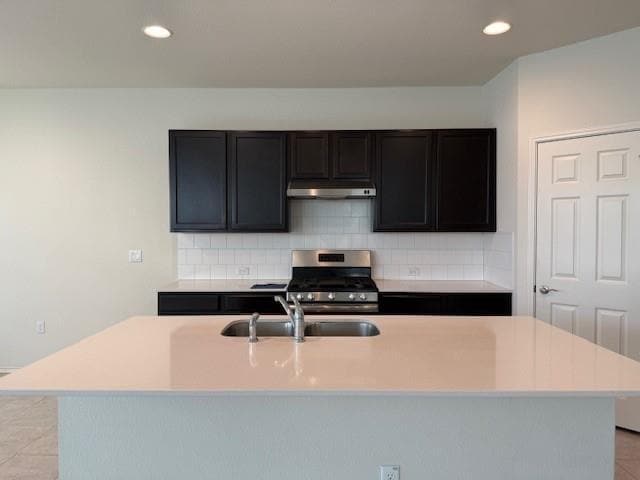 Photo - 2015 Crimson Rosella Trl