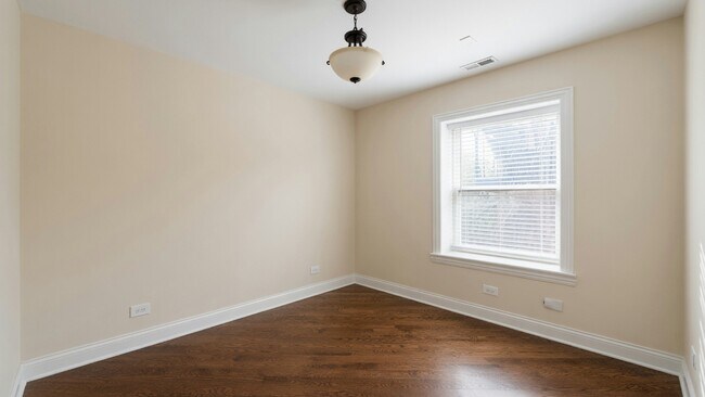 Photo - 4018 N Central Park Ave Unit # 02S