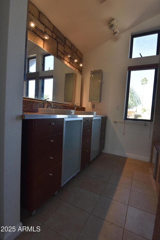 Photo - 4039 E Yawepe St