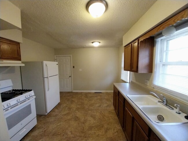 Photo - 1714 N Pearl St