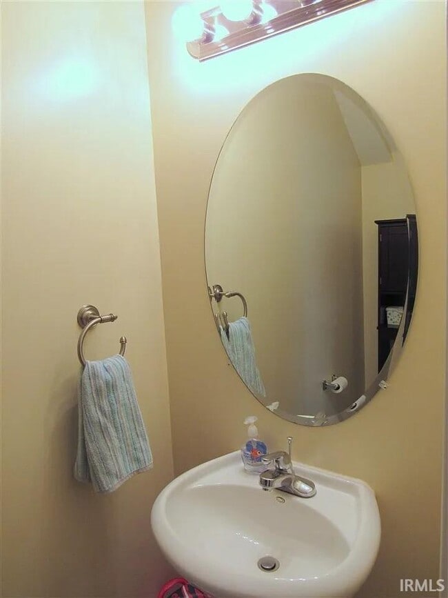 Photo - 1436 W 6th St