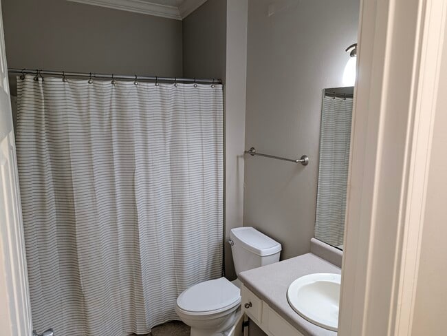 5106 Walden Park Dr Unit Walden Park Condo
