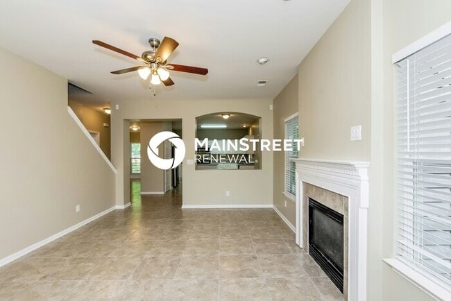 Photo - 4 Bedroom Pet-Friendly Home in Charlotte, NC with Main Street Renewal