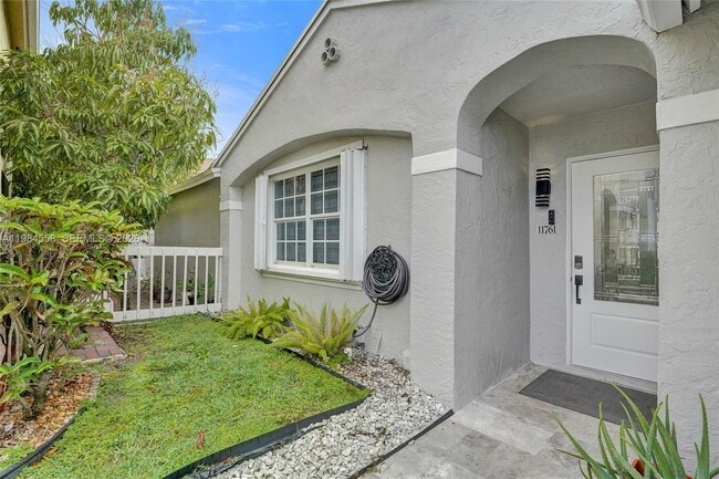 Photo - 11761 NW 12th St