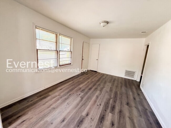 Photo - 730 82nd Pl S
