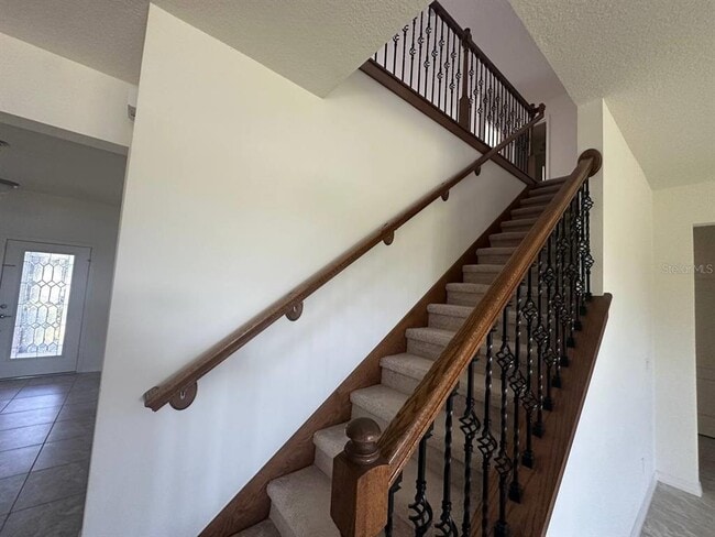 Photo - 3877 Mount Vernon Way